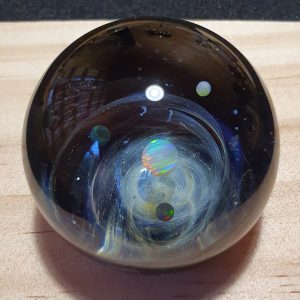 Marble : 4 opales rondes, argent incorporés dans le vortex